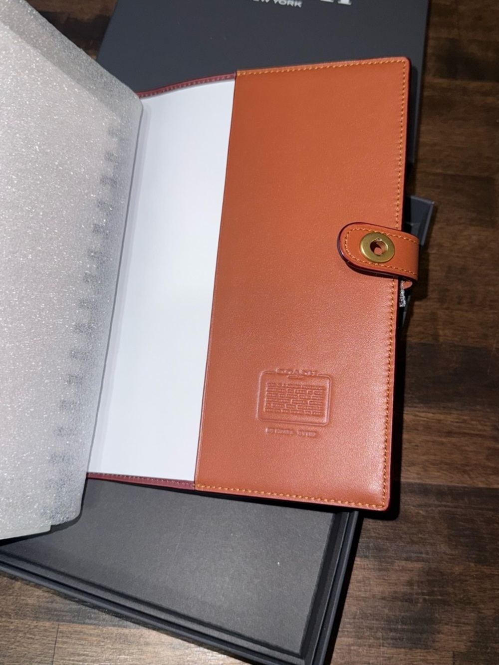 Coach Rexy Writing Pad Leather Christmas NYC - Picture 5 of 5